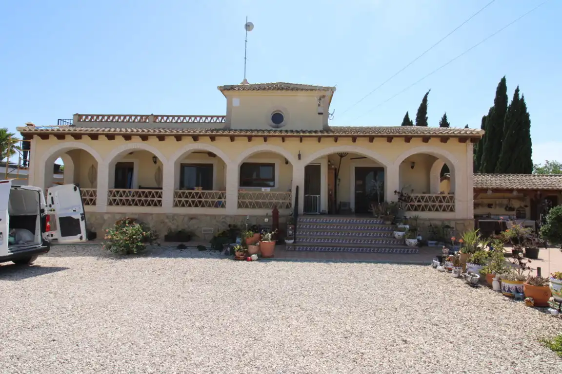 Exterior view of Houses for sale in Jacarilla  with Private garden, Terrace and Swimming Pool