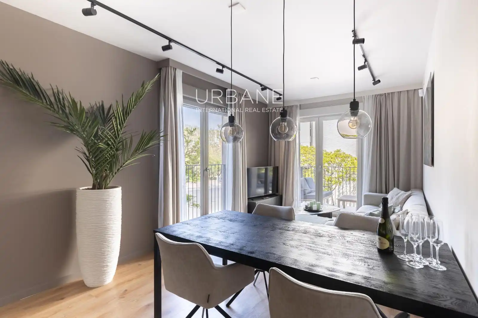 Wohnung zur Miete in de Ramon Turro, Diagonal Mar i el Front Marítim del Poblenou