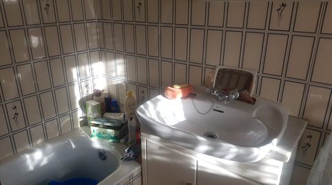 Foto 5 de Casa o chalet en venta en Calle Villar, La Pola de Gordón , León