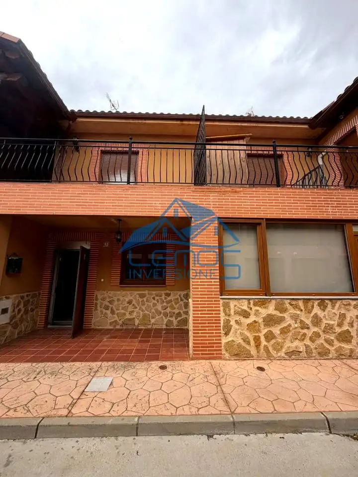 Vista exterior de Casa o chalet en venta en Villanueva de Azoague, Zamora