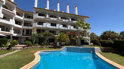 TEMPORADA INVIERNO - DESDE SEPTIEMBRE HASTA FINALES DE JUNIO Triplex de 3 dormitorios en Las Chapas Playa (Salida El Rosario)
