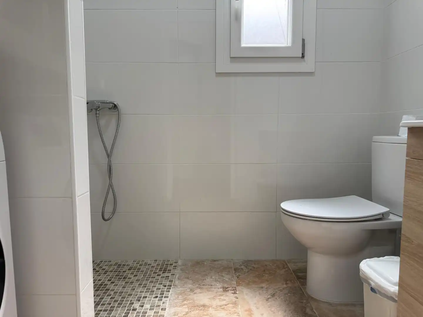 Baño de Casa o chalet en venta en Carmona con Jardín privado, Terraza y Piscina