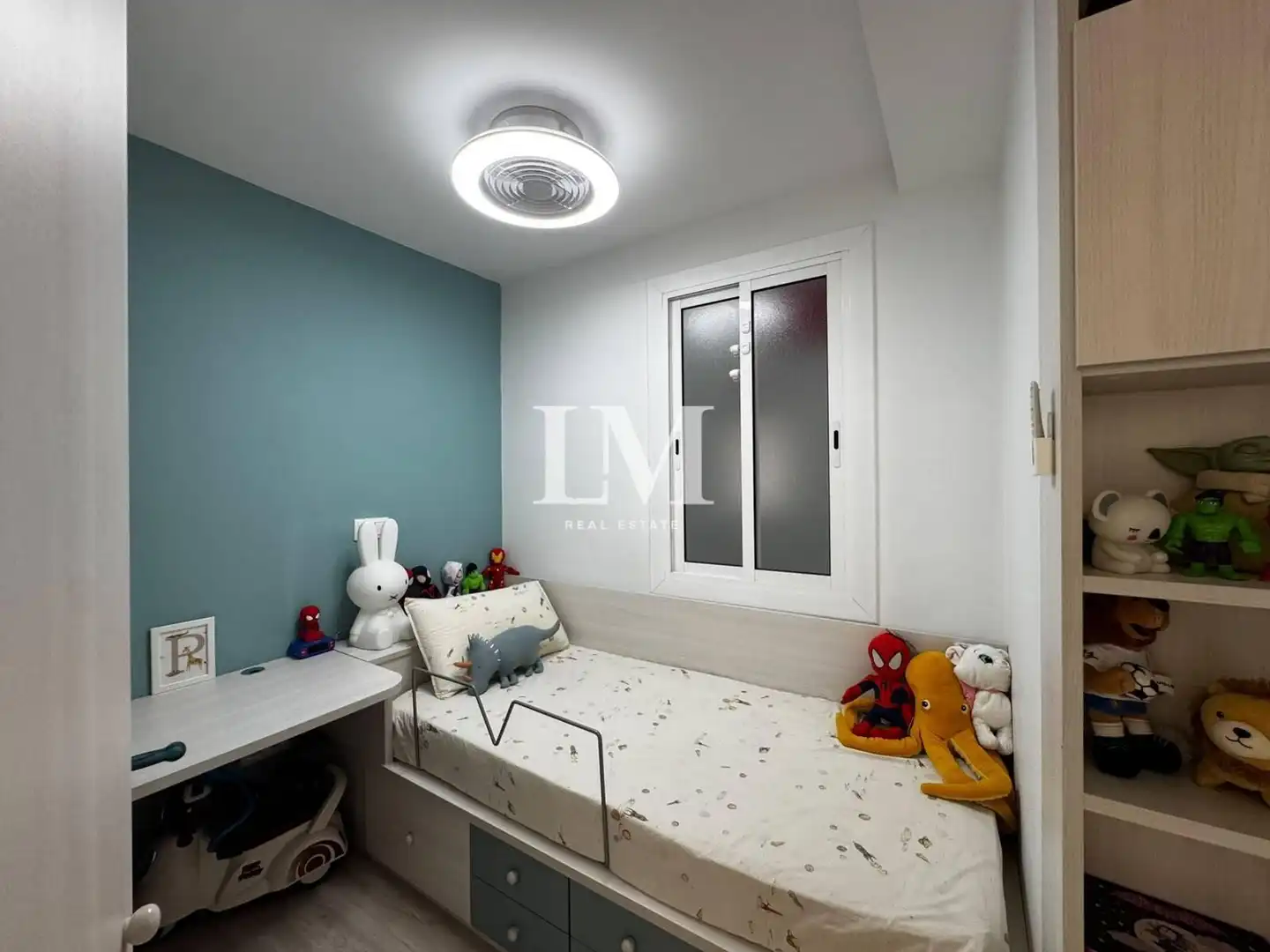 Dormitori de Apartament en venda en Gràcia