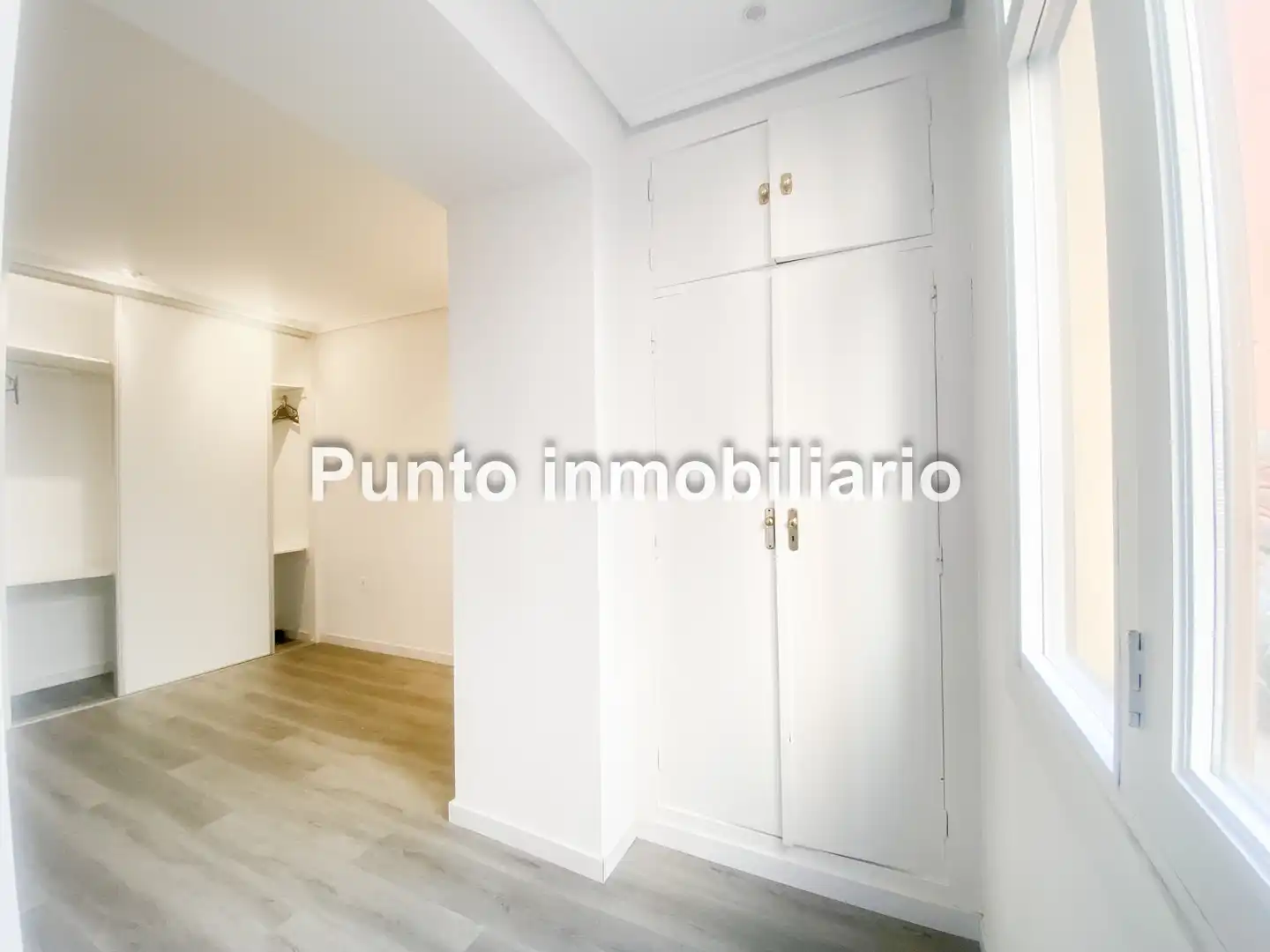 Flat with lift to rent in Calle Núñez de Arce, imagen 11