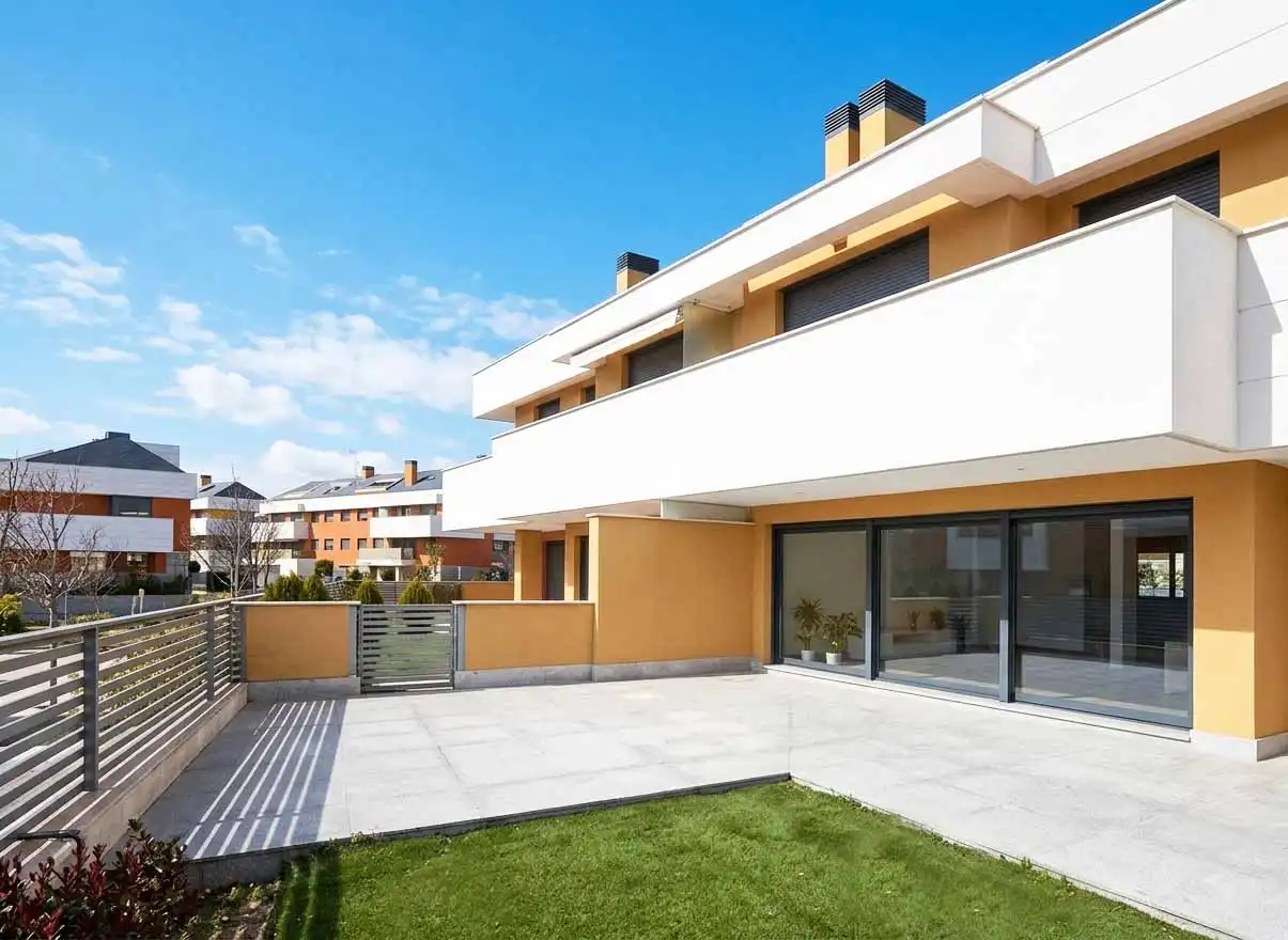 Exterior view of Detached homes for rent in La Moraleja  with Air Conditioner, Heating and Private garden