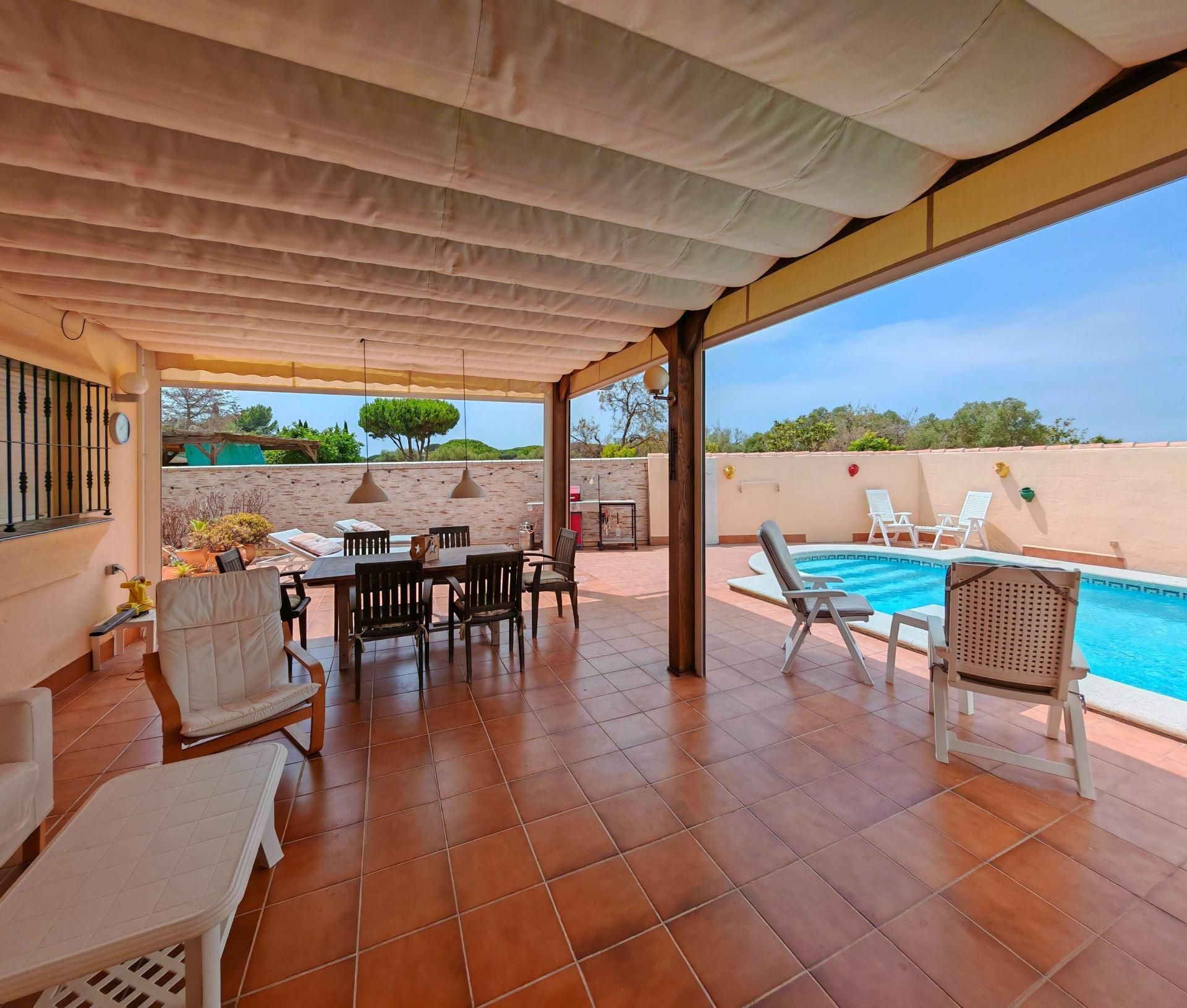 Terrace of House or chalet for sale in Chiclana de la Frontera  with Air Conditioner, Private garden and Swimming Pool