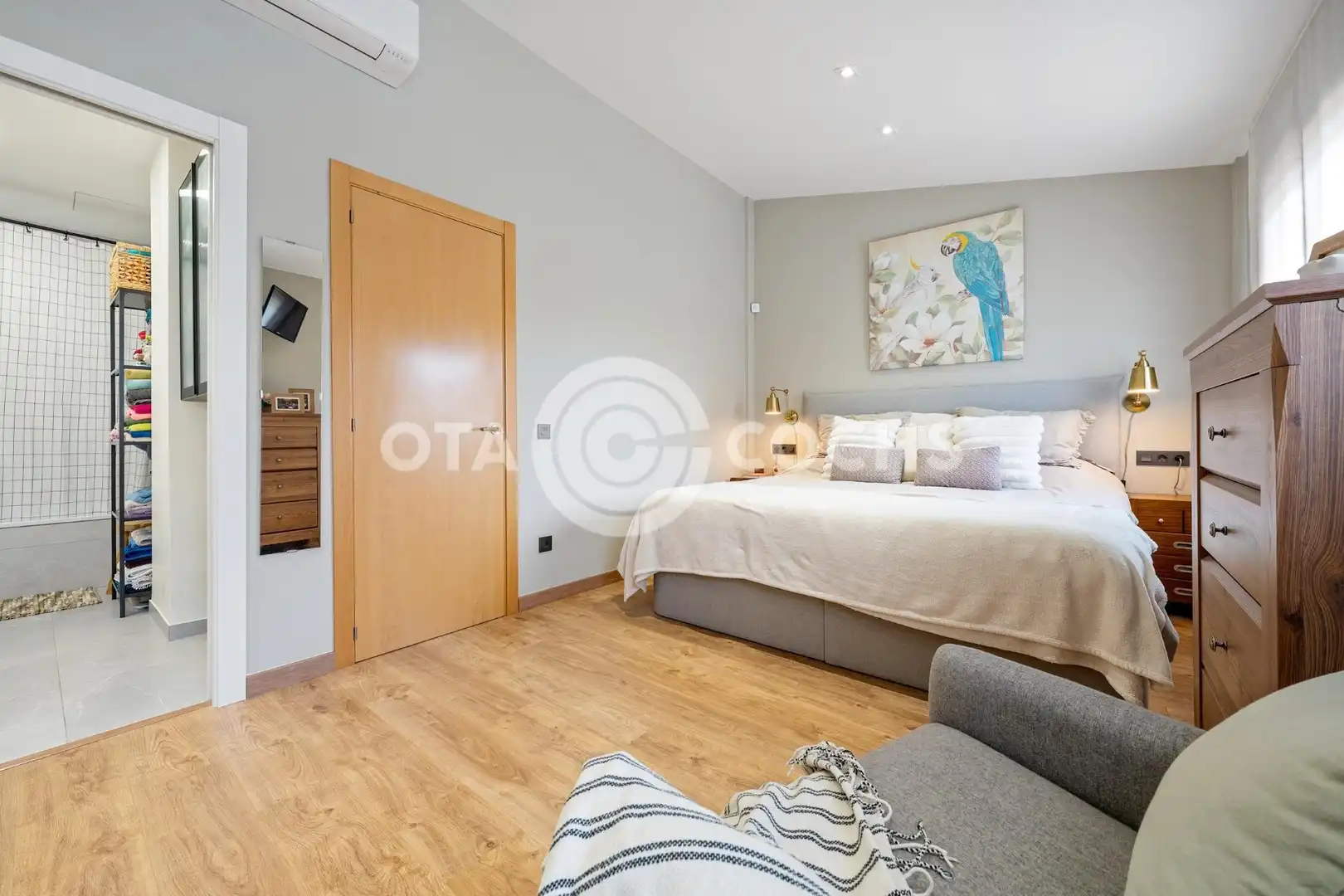 Habitación de Casa o chalet en venta en Montbrió del Camp con Aire acondicionado, Jardín privado y Piscina comunitaria