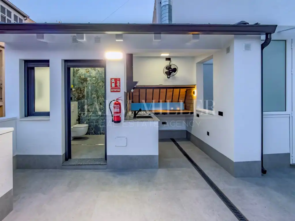 Terrace of Attic for sale in Elche / Elx  with Air Conditioner, Heating and Terrace