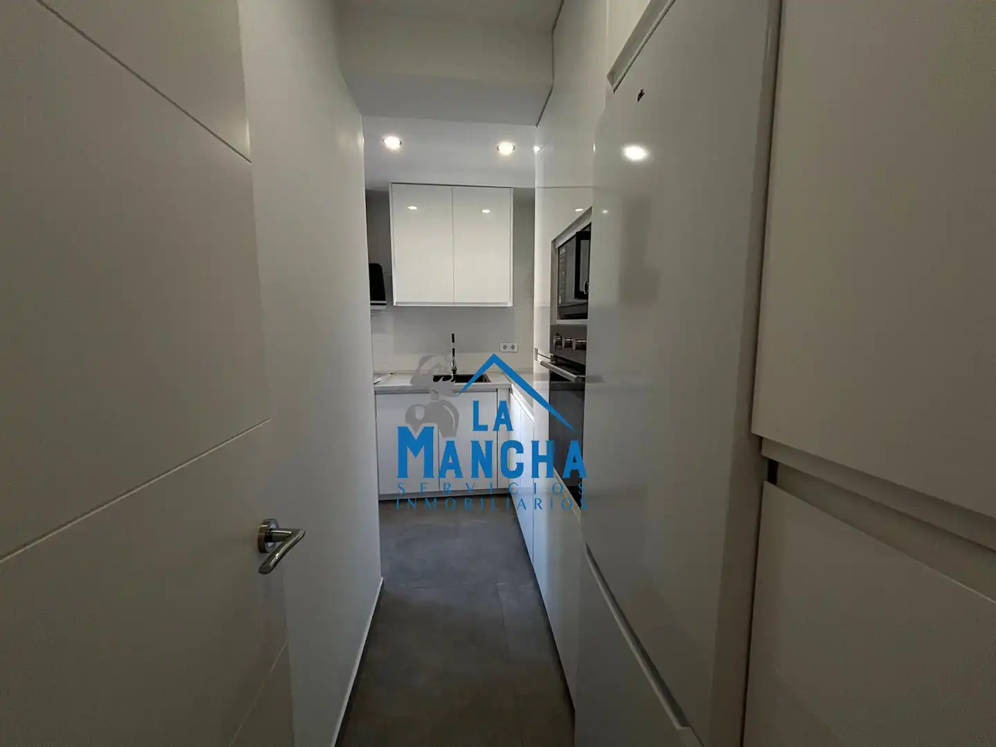Kitchen of Flat for sale in Albacete  with Air Conditioner, Heating and Furnished