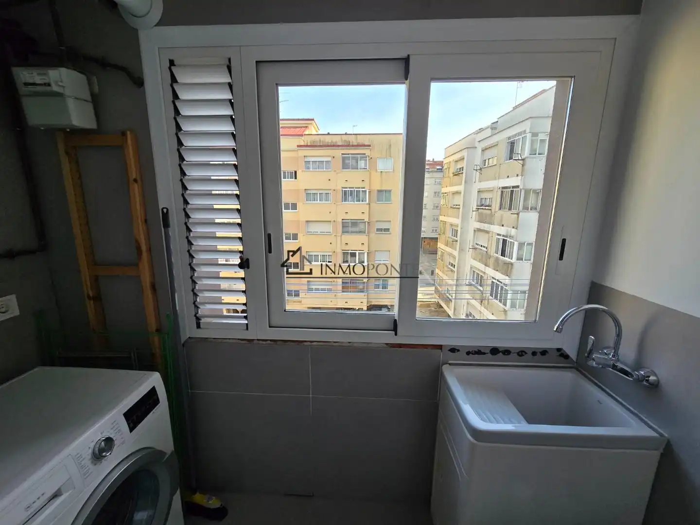 Terraza de Piso en venta en Pontevedra Capital  con Calefacción, Horno y Lavadora