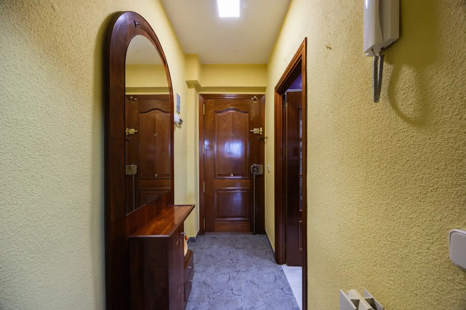 Flat for sale in El Arroyo - La Fuente