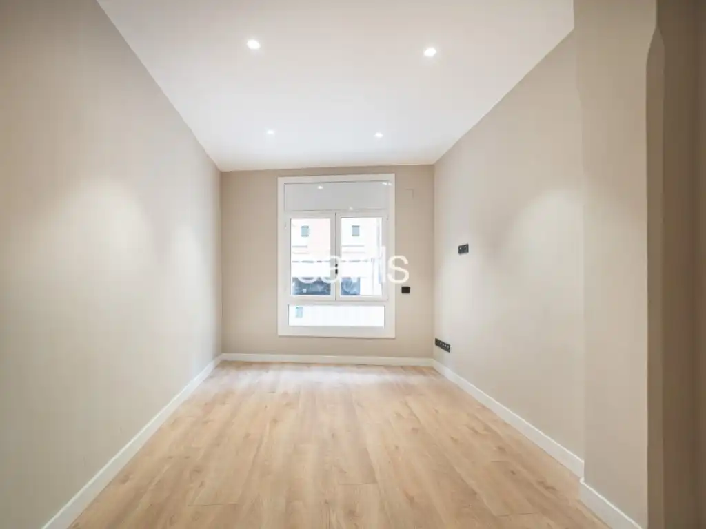 Habitación de Apartamento en venta en Barcelona