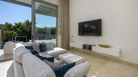 Foto 3 de Casa o chalet de alquiler en Avenida Tomás Pascual, 22, La Quinta, Benahavís