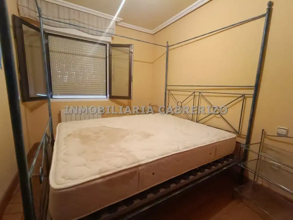 Habitación de Casa o chalet en venta en Ribafrecha con Calefacción, Parquet y Terraza