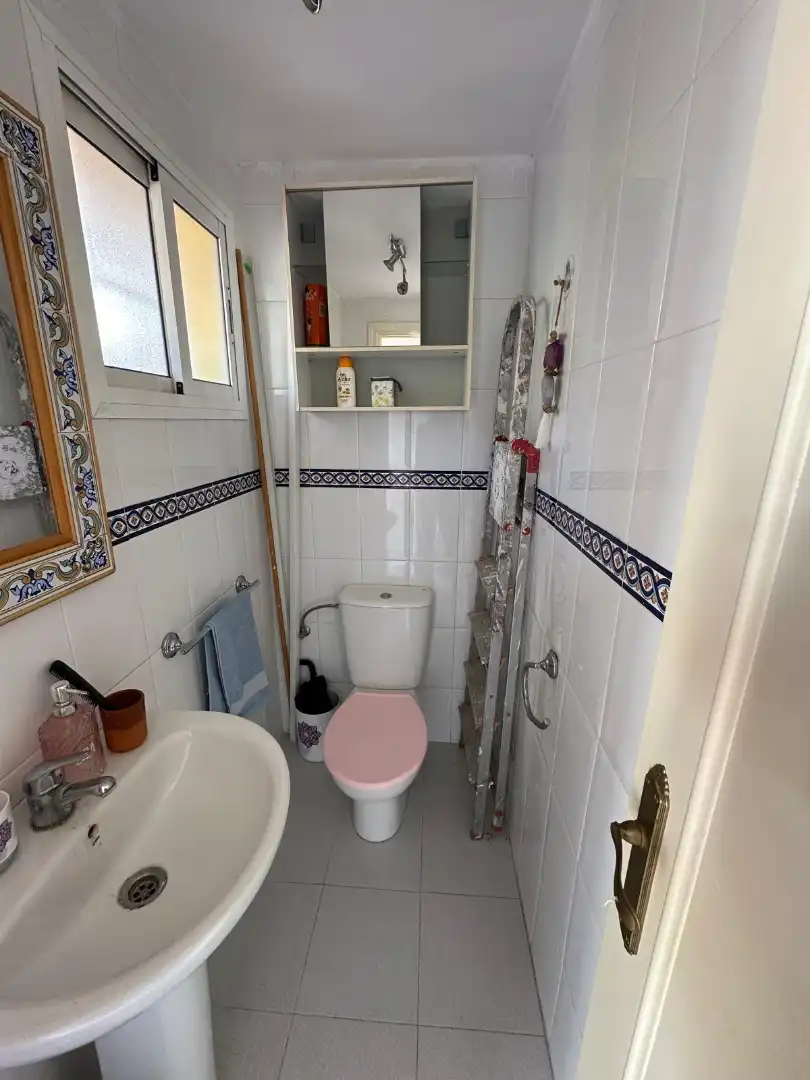 Baño de Apartamento en venta en Benalmádena con Aire acondicionado, Terraza y Amueblado