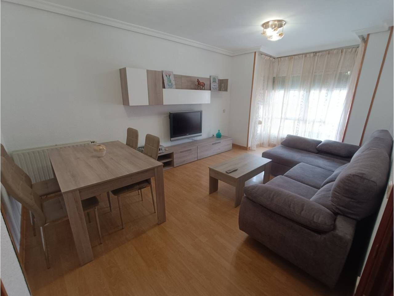 Sala d'estar de Pis de lloguer en Fuenlabrada amb Aire condicionat, Calefacció i Parquet
