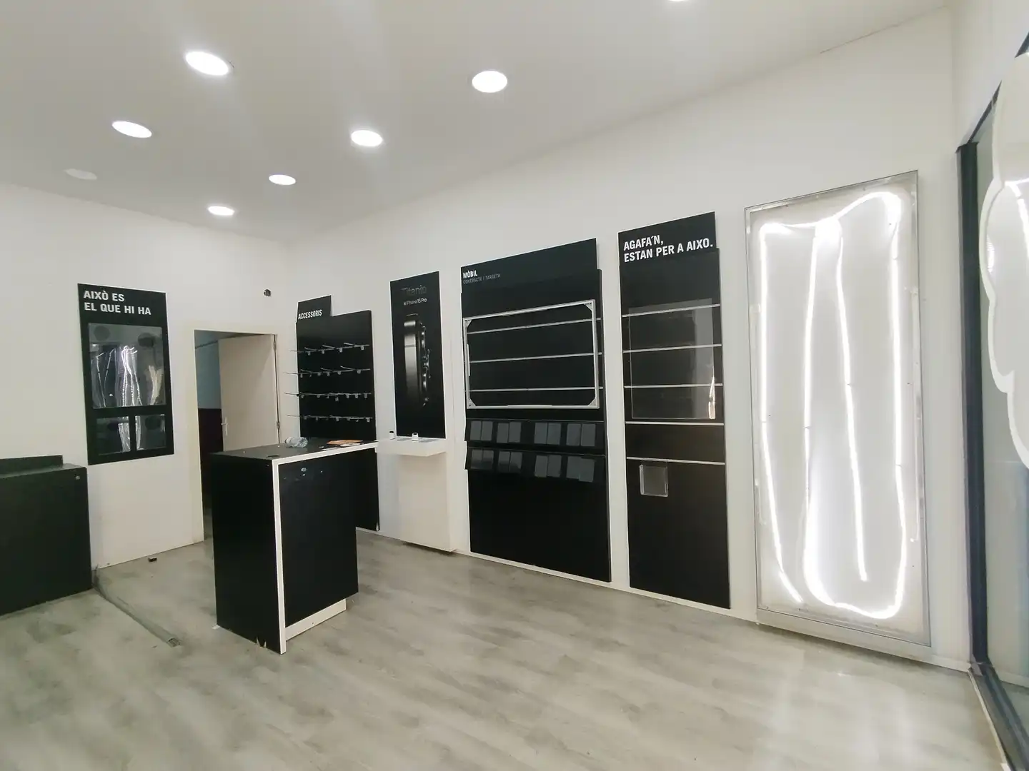 Local comercial de lloguer a Carrer del Comte Borrell, imagen 3
