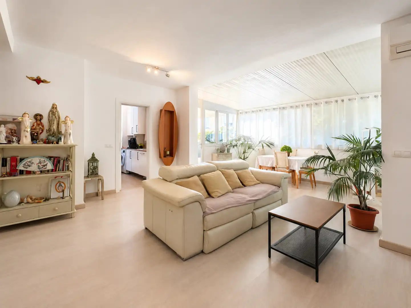Sala de estar de Piso en venta en Calvià con Aire acondicionado, Calefacción y Jardín privado
