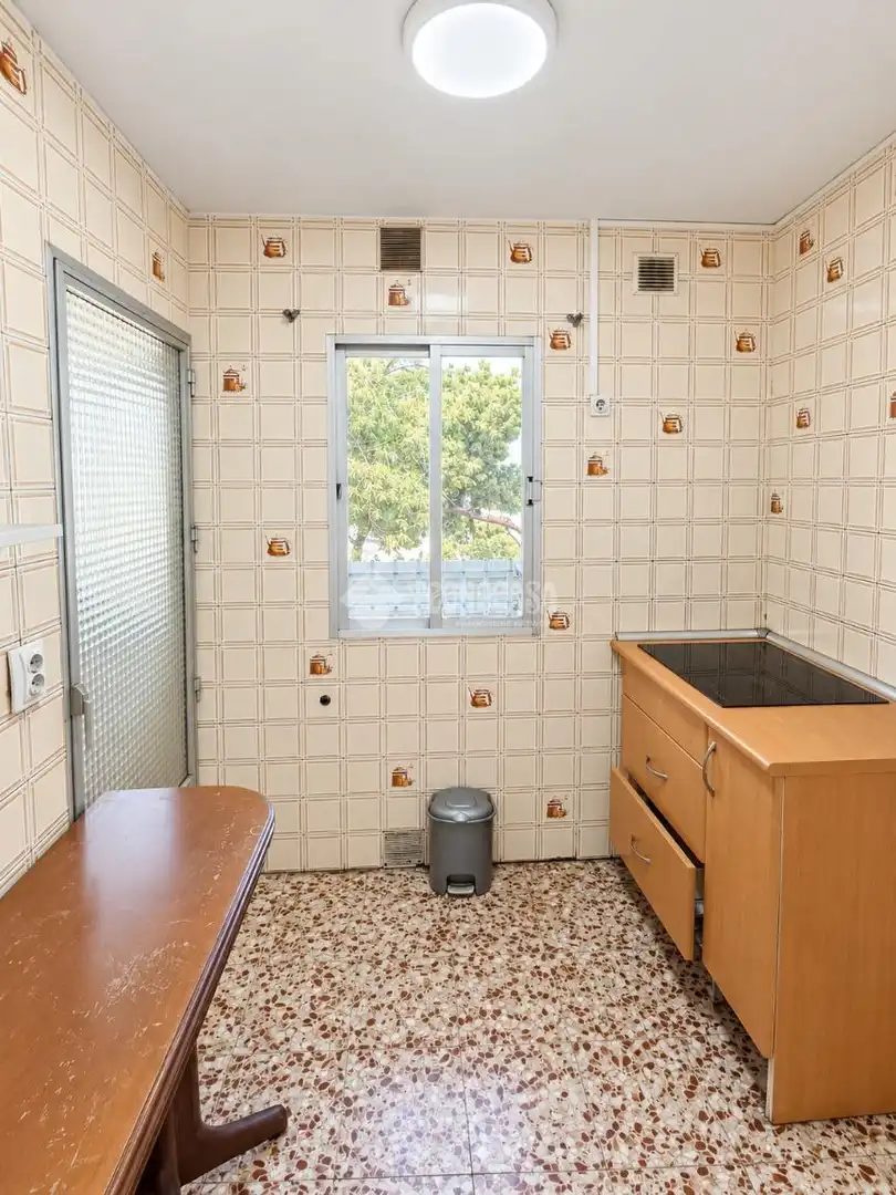 Cocina de Piso en venta en Madrid con Parquet