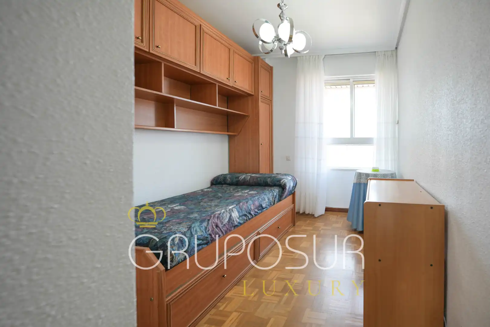 Schlafzimmer von Wohnung zum Verkauf in Valladolid mit Heizung, Privatgarten und Parkett