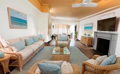 Sala d'estar de Apartament en venda en Calpe / Calp amb Terrassa i Moblat
