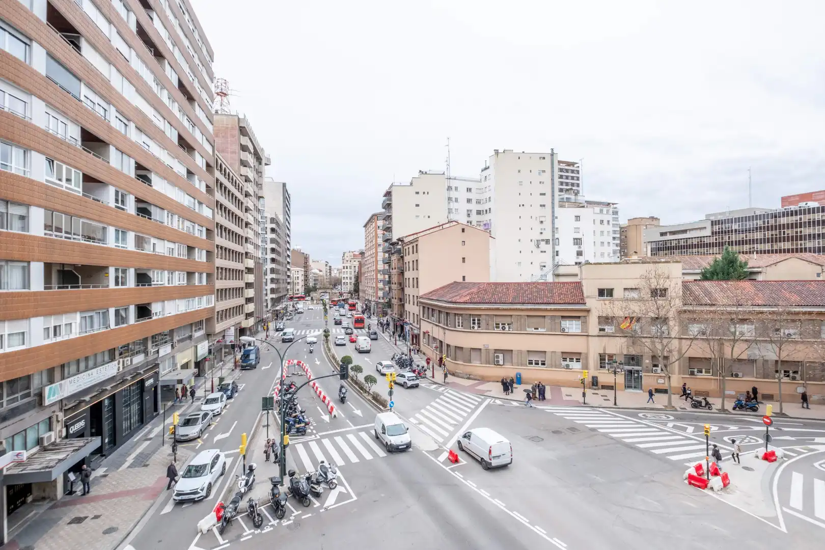 Vista exterior de Piso de alquiler en Zaragoza con Aire acondicionado, Calefacción y Parquet