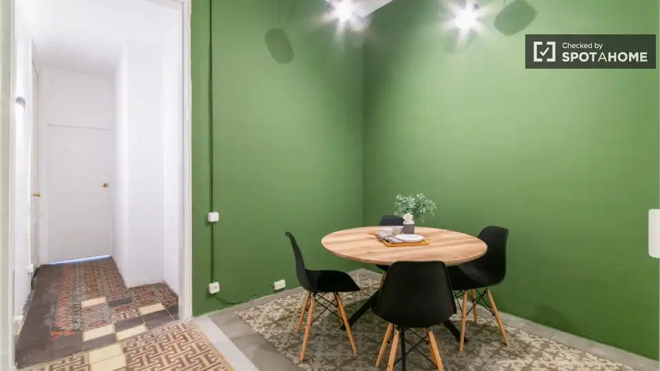 Dining room of Flat for rent in Barcelona  with Air Conditioner, Heating and Furnished