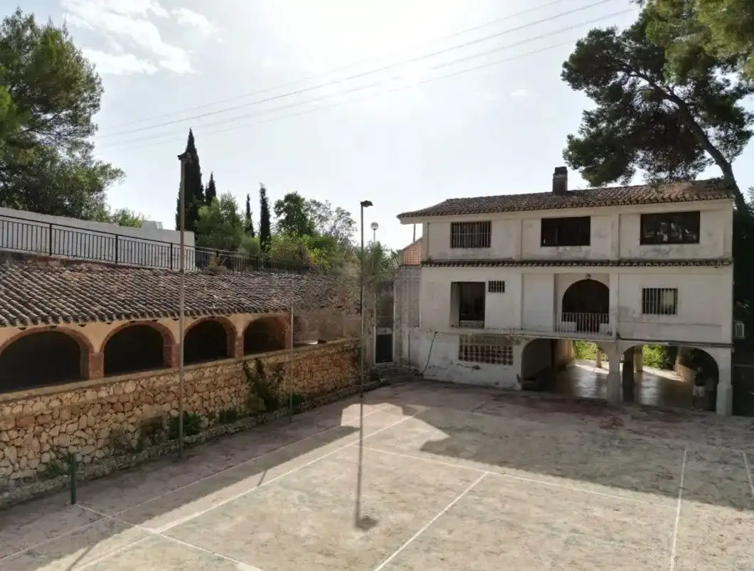 Xalet amb piscina en venda a Centro ciudad