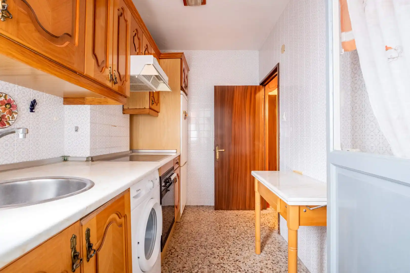 Cocina de Piso en venta en Zaragoza con Calefacción, Terraza y Balcón