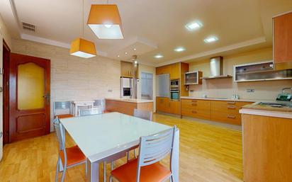 Kitchen of Flat for sale in Elche / Elx  with Air Conditioner, Heating and Terrace
