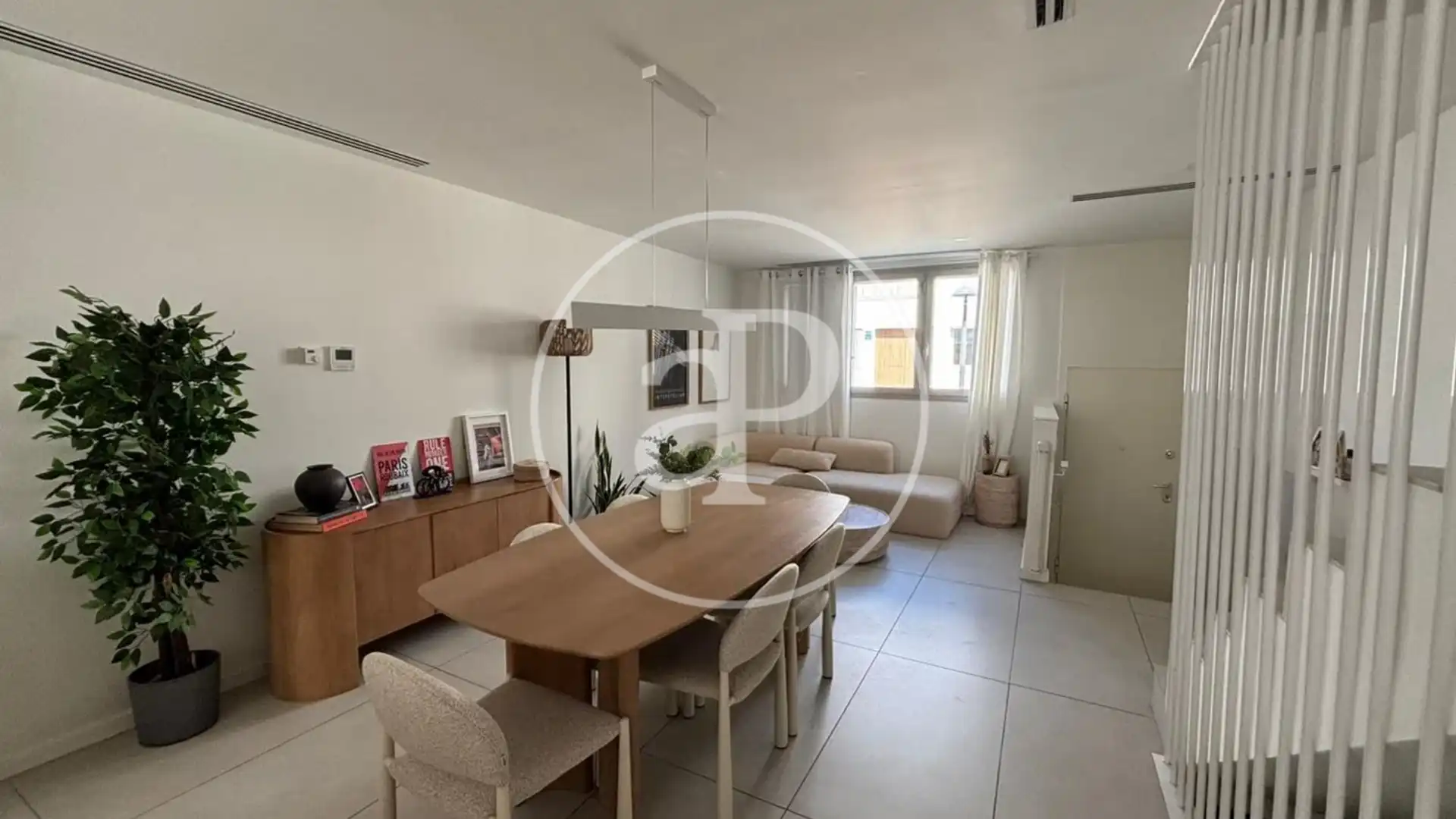 Vista exterior de Casa o xalet de lloguer en  Valencia Capital amb Aire condicionat, Calefacció i Terrassa