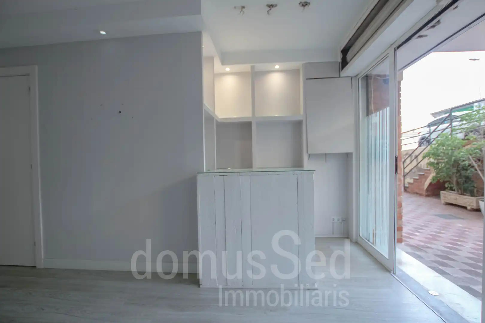 Balcony of Commercial properties for rent in Alella  with Air Conditioner and Heating