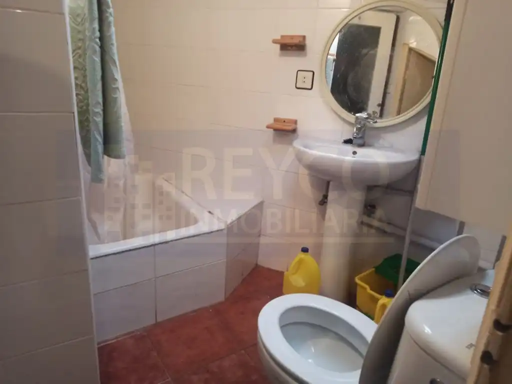 Badezimmer von Wohnung zum Verkauf in Nájera