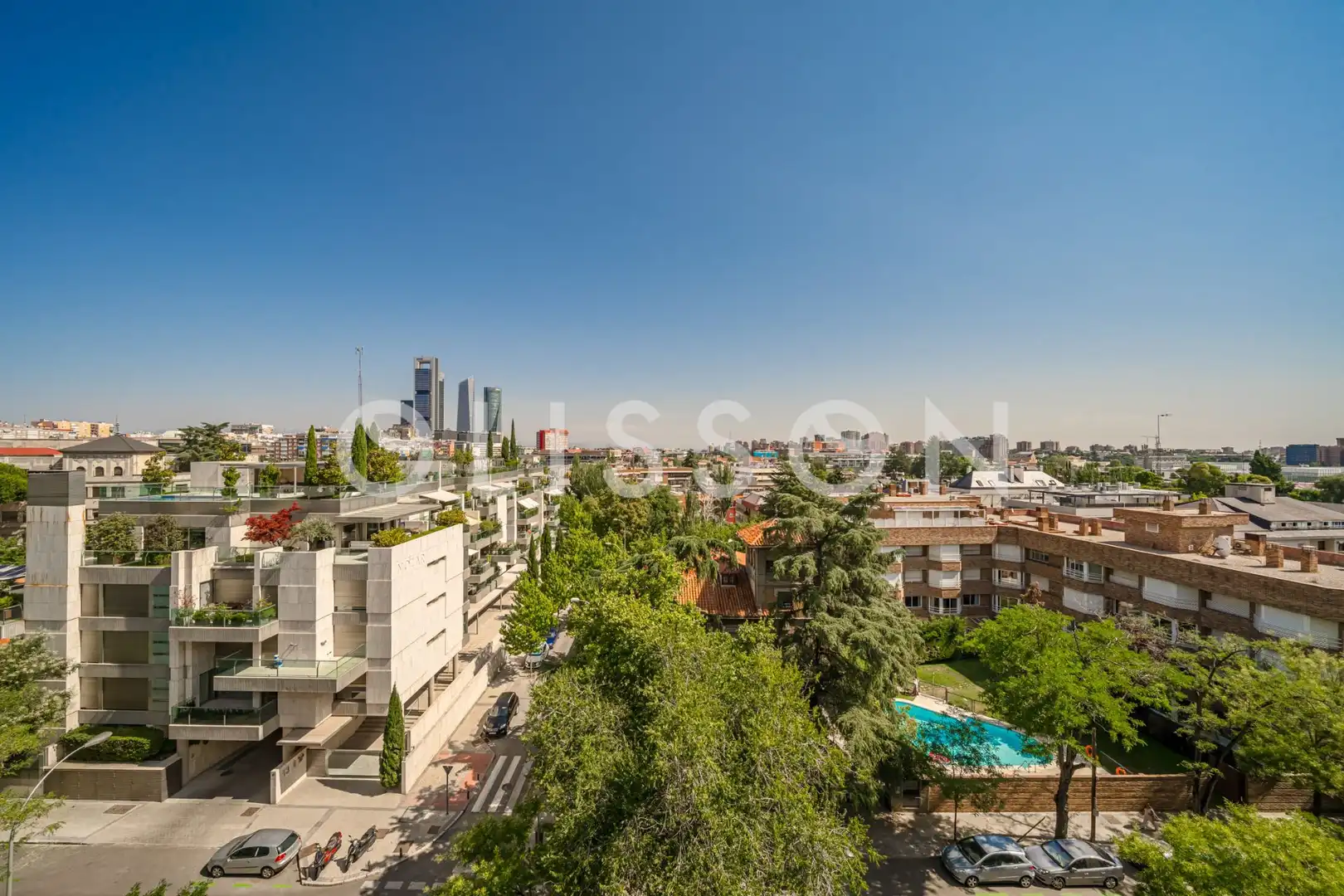 Vista exterior de Apartament en venda en Madrid amb Aire condicionat i Traster
