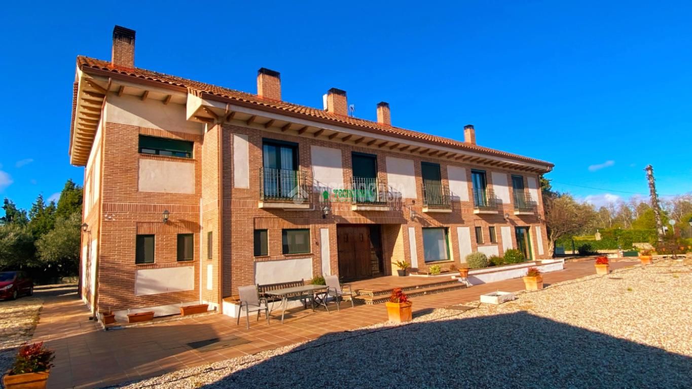 Exterior view of Building for sale in Cubas de la Sagra