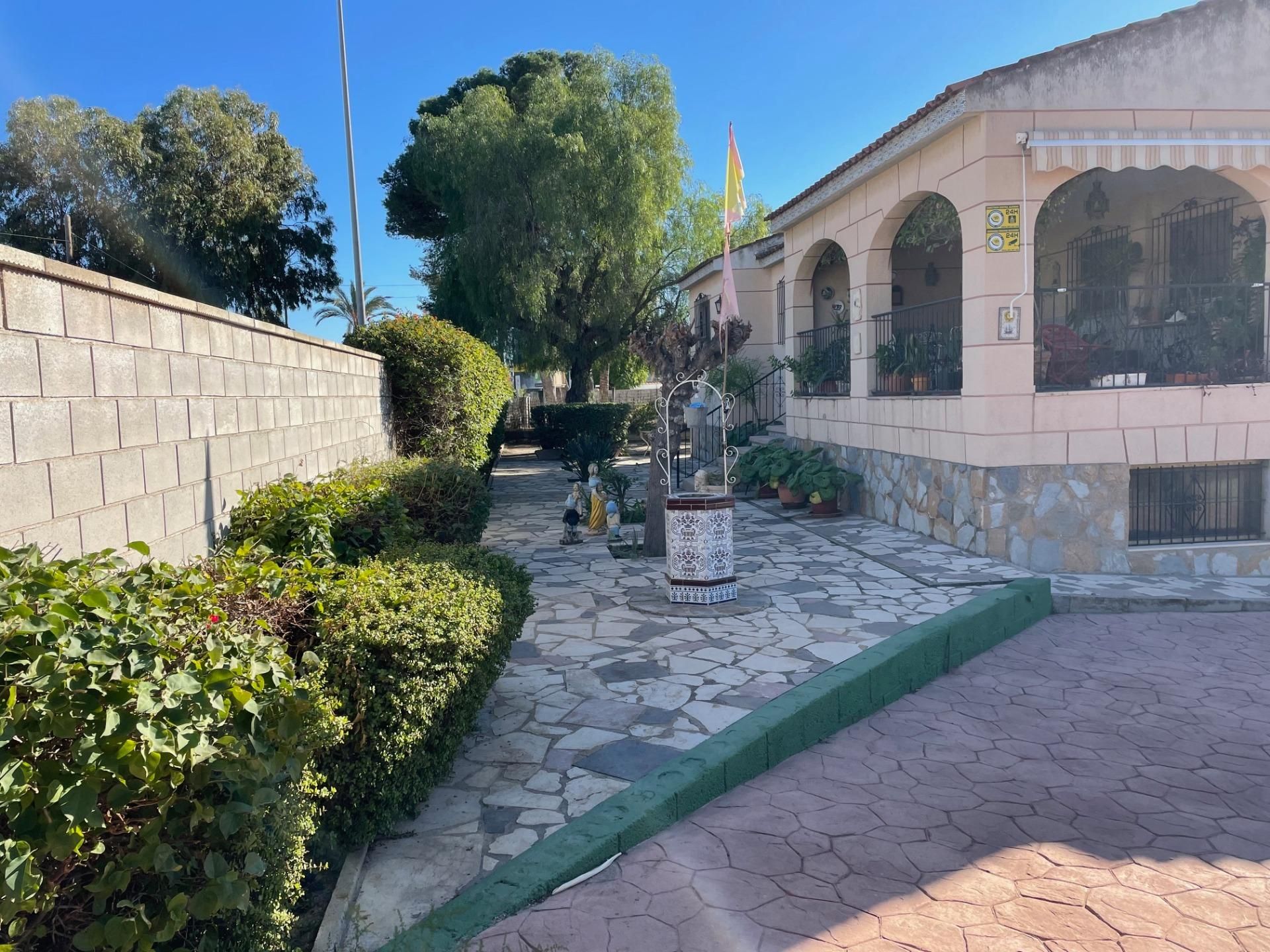 Exterior view of House or chalet to rent in Sant Joan d'Alacant  with Heating, Private garden and Terrace