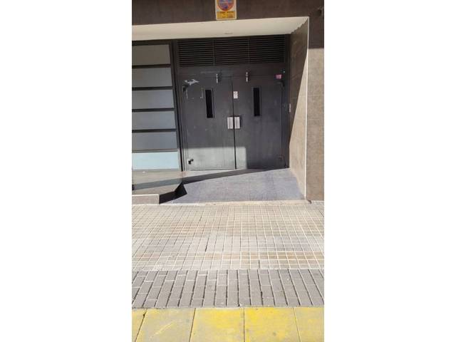 Garaje en Venta en Príncep de Viana - Clot -Xalets Humbert Torres