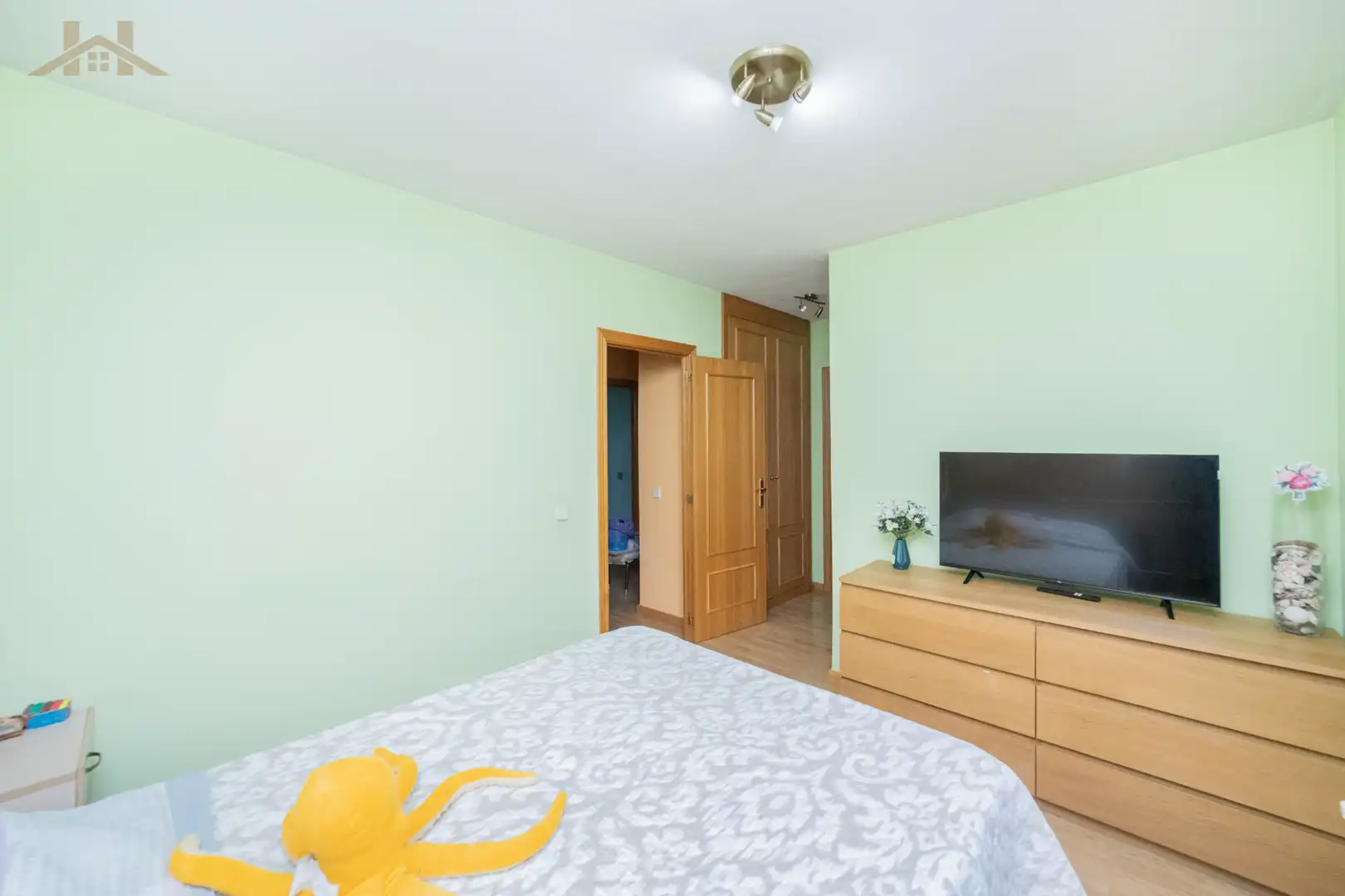 Bedroom of Detached homes for sale in Ugena  with Air Conditioner, Heating and Private garden