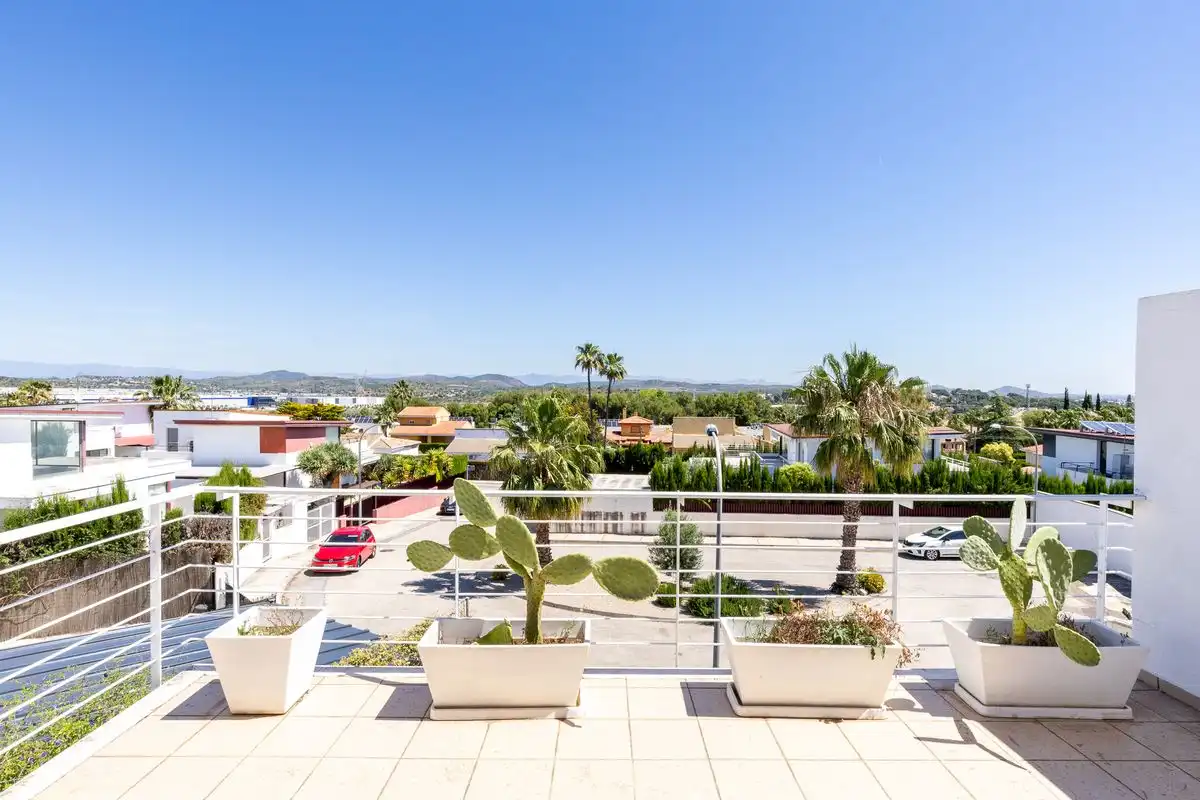 Terrace of Houses for sale in Chiva  with Heating, Private garden and Storage room