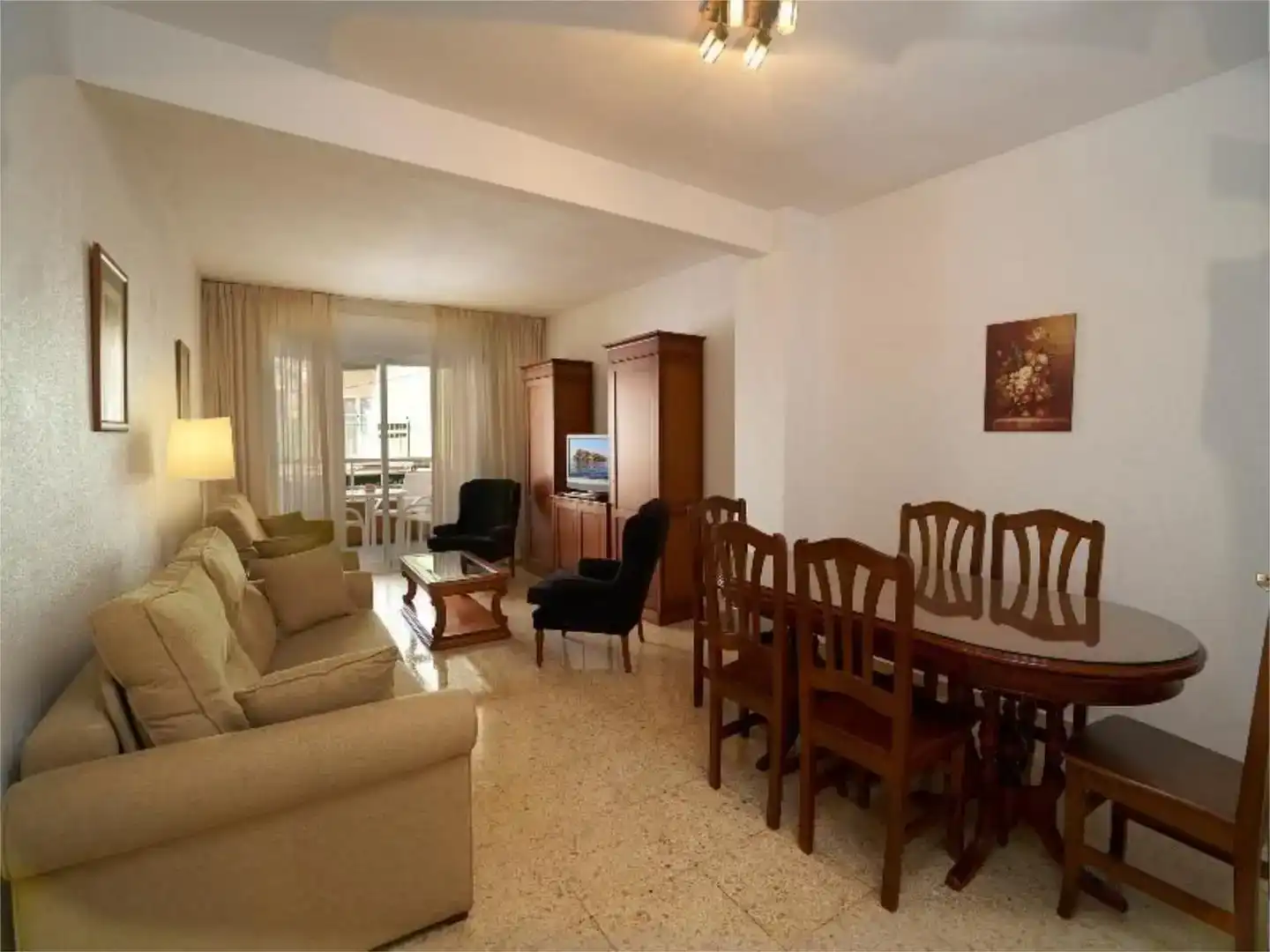 Wohnzimmer von Wohnungen zur Miete in Benidorm mit Klimaanlage und Balkon