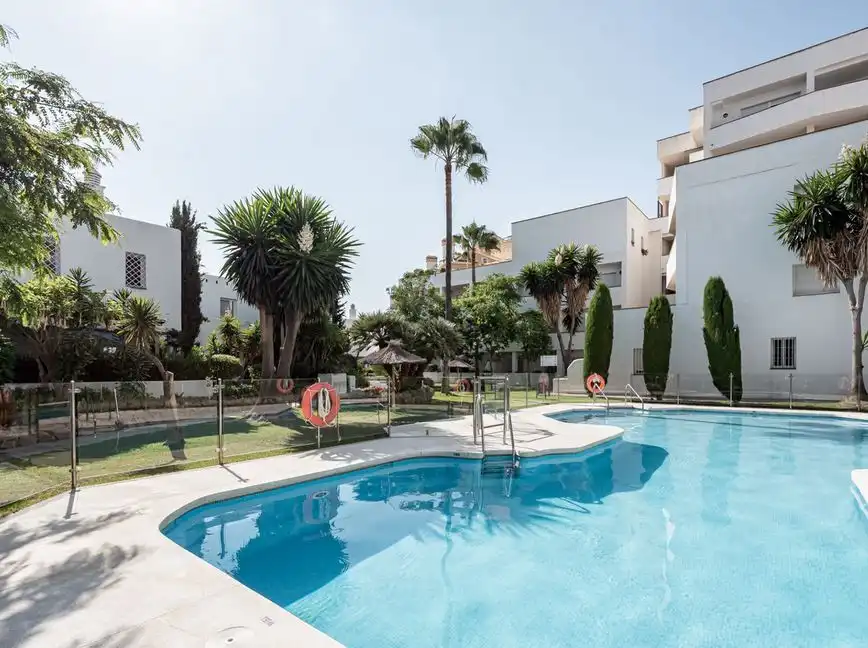 Mini appartamento con piscina in vendita a Nueva Andalucía, imagen 15
