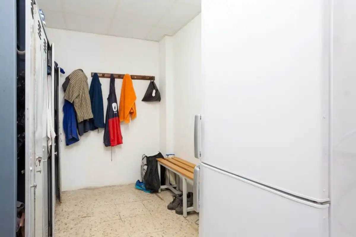 Local en venda a Calle BALLESTEROS, FLORENTINO, 28, Las Fuentes