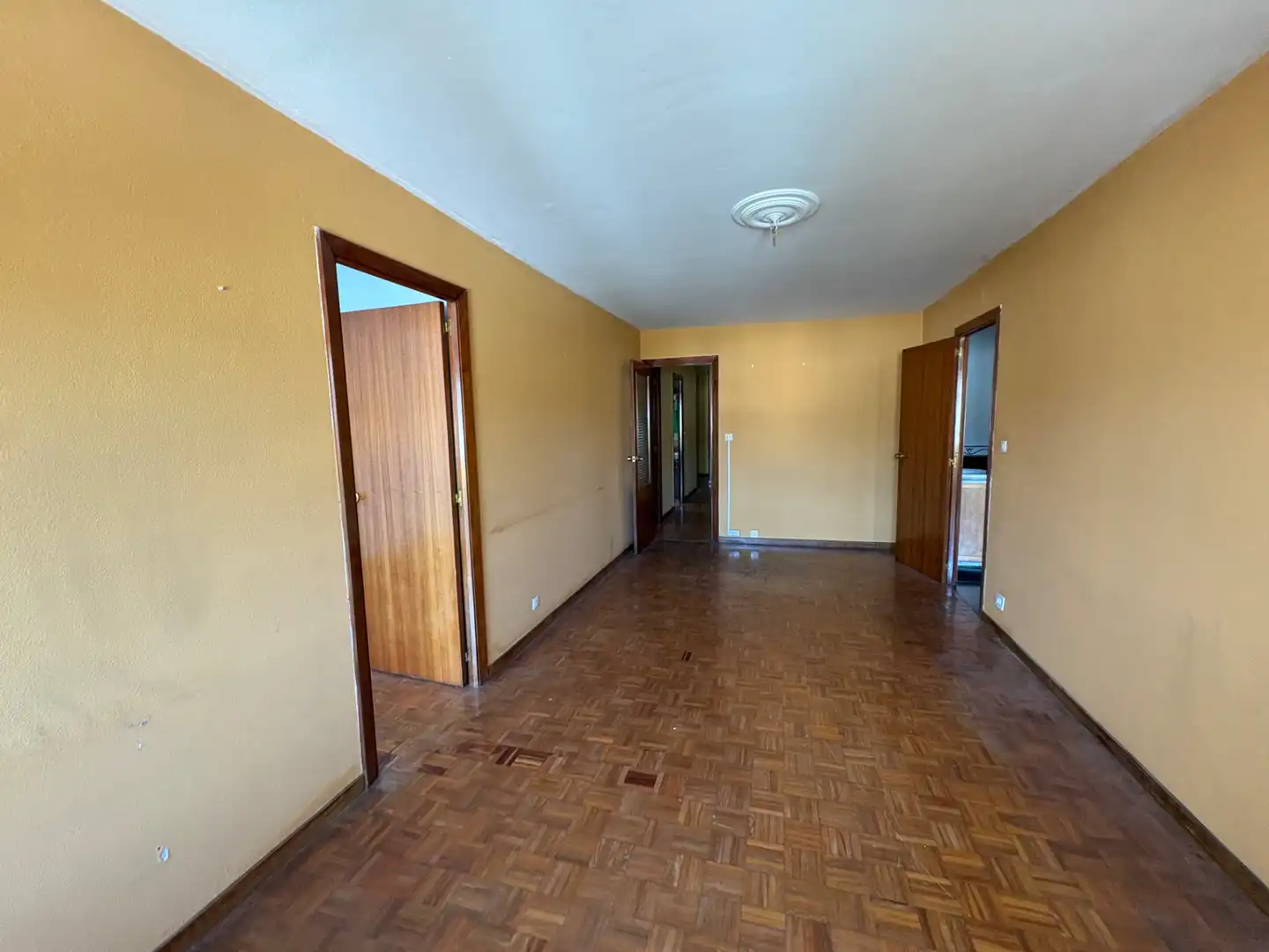 Flat for sale in Fene