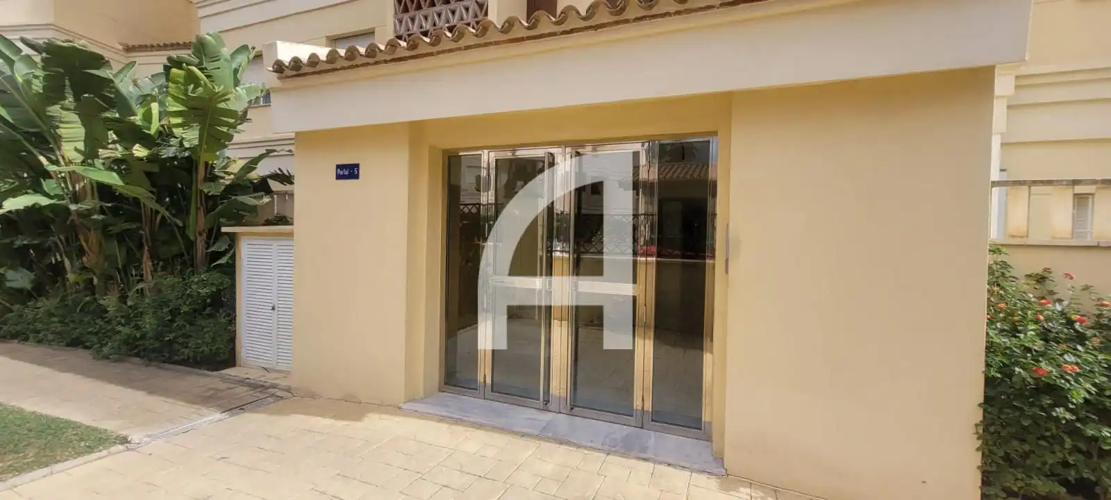 Garage for sale in Benalmádena