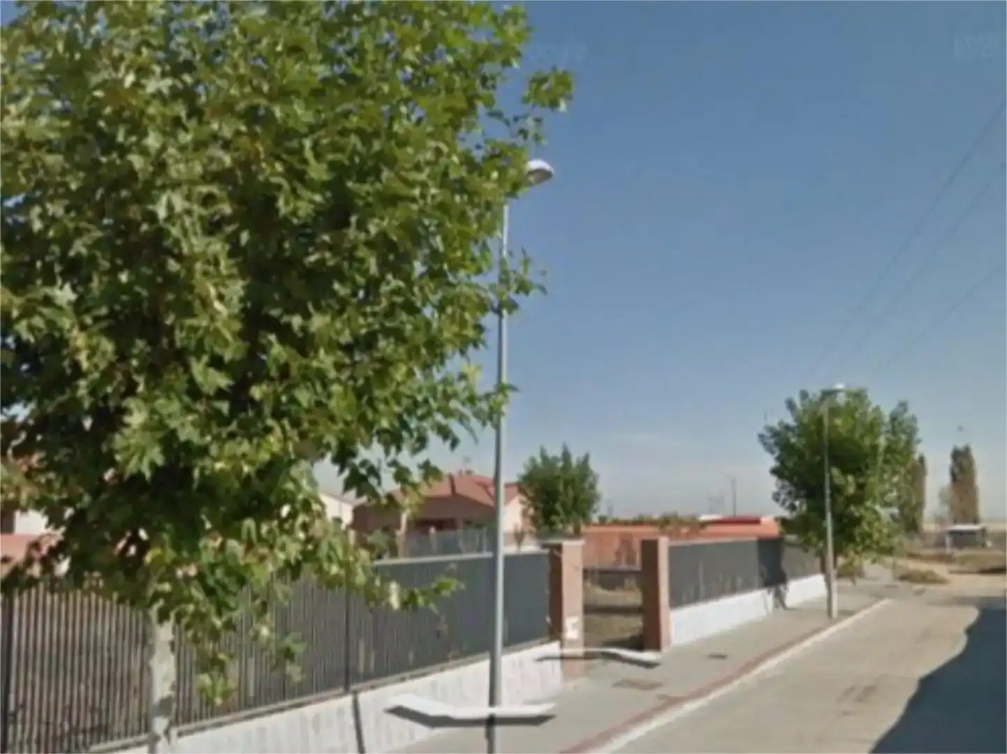 Vista exterior de Terreno en venta en Matapozuelos