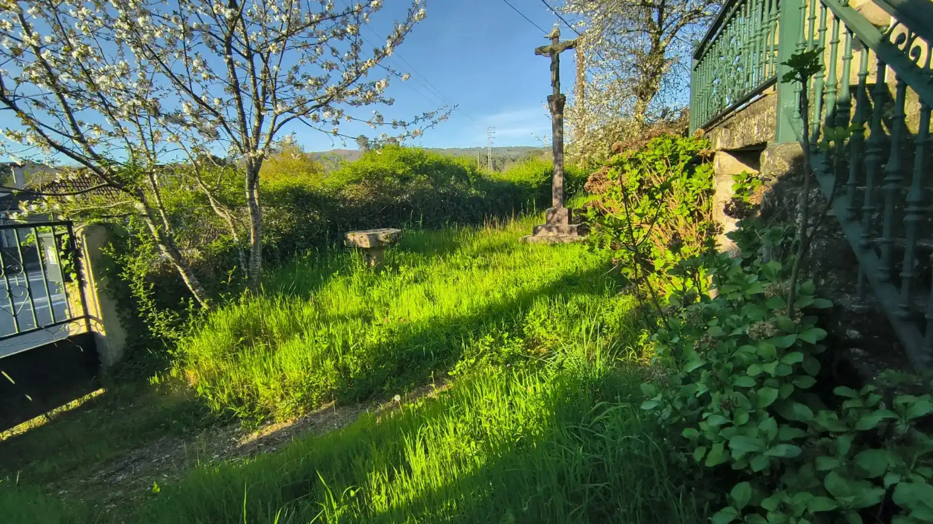 Piso en venta en A Cañiza   con Calefacción, Jardín privado y Terraza
