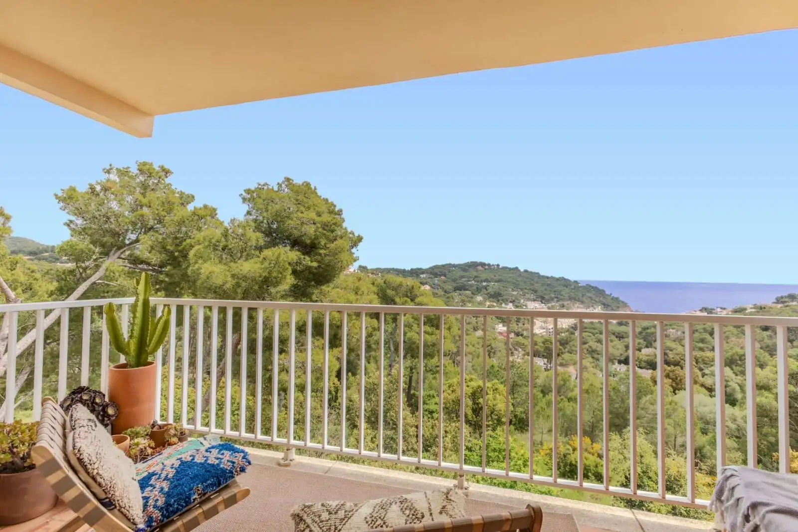 Terrasse von Wohnungen zum Verkauf in Palafrugell mit Heizung, Terrasse und Möbliert