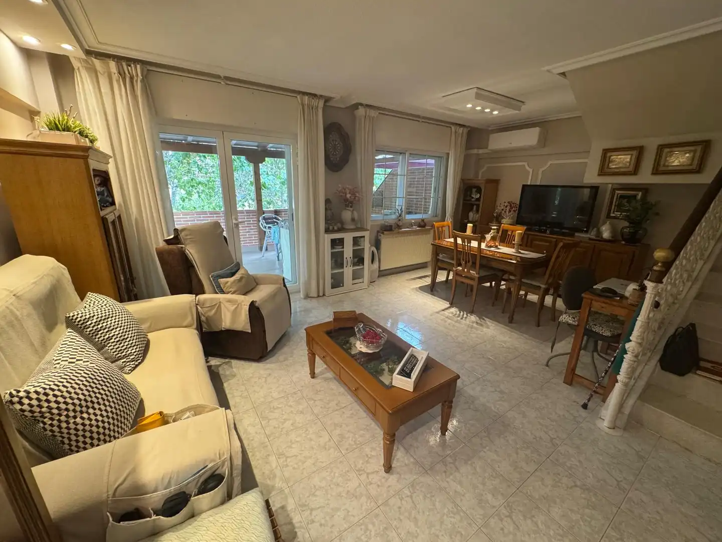 Sala de estar de Dúplex en venta en Mejorada del Campo, Madrid