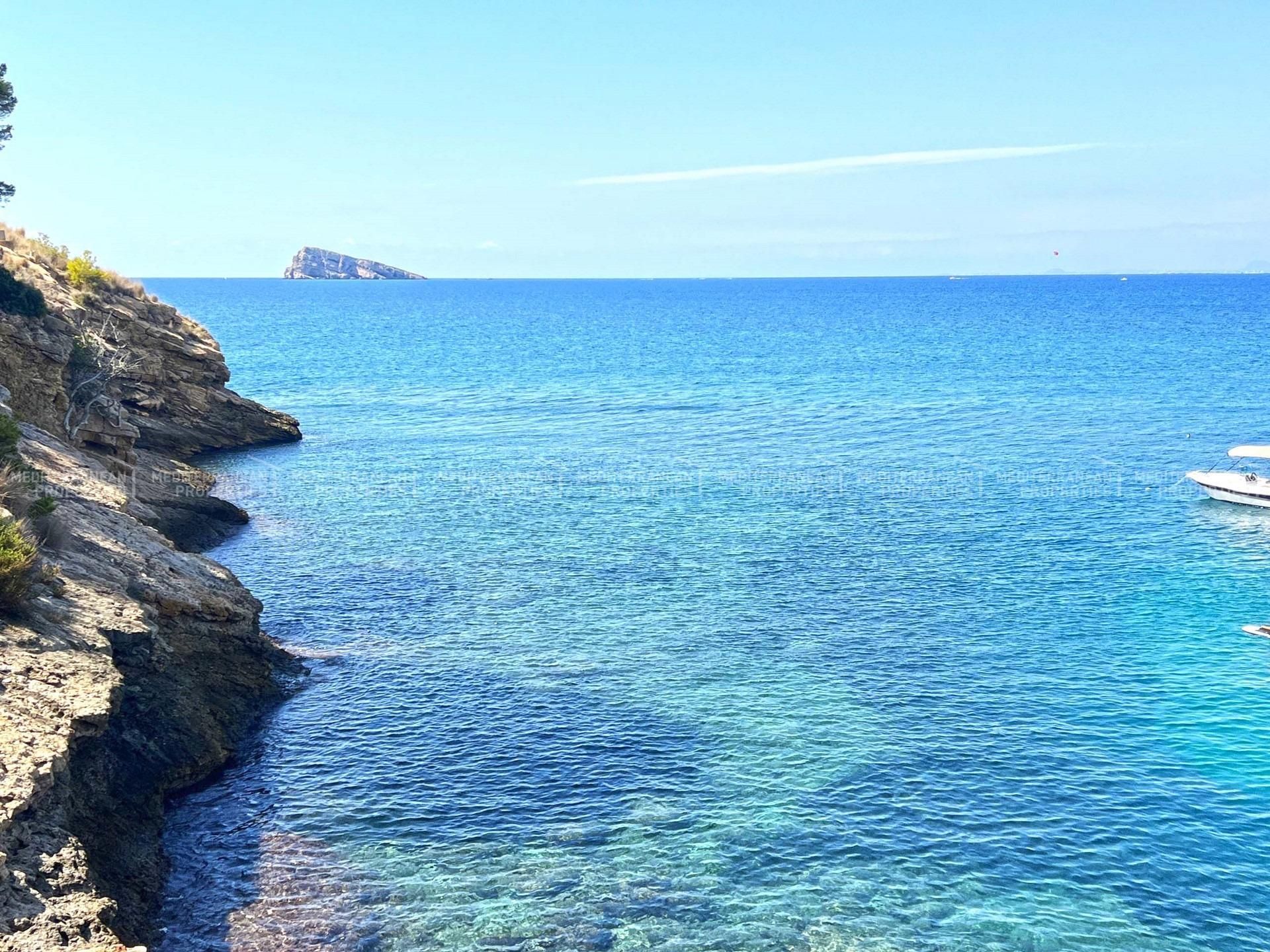 Vista exterior de Apartament en venda en Benidorm amb Aire condicionat, Terrassa i Piscina