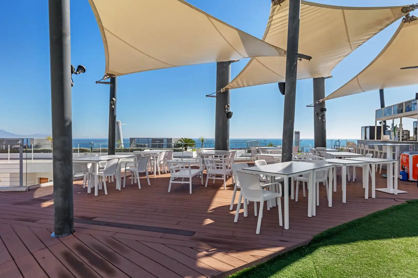 Terrassa de Apartament en venda en Elche / Elx amb Aire condicionat, Calefacció i Jardí privat